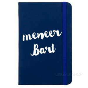 cadeau-juf-kerst-verjaardag-afscheid-juffendag-meester-leerkracht-lerares-schooljaar-notitieboek-naam-meester-meneer-donkerblauw