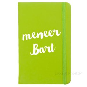 cadeau-juf-kerst-verjaardag-afscheid-juffendag-meester-leerkracht-lerares-schooljaar-notitieboek-naam-meester-meneer-groen