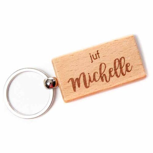 cadeau-met-naam-juf-personaliseerd-persoonlijk-sleutelhanger-afscheid-afscheidscadeau-einde-schooljaar