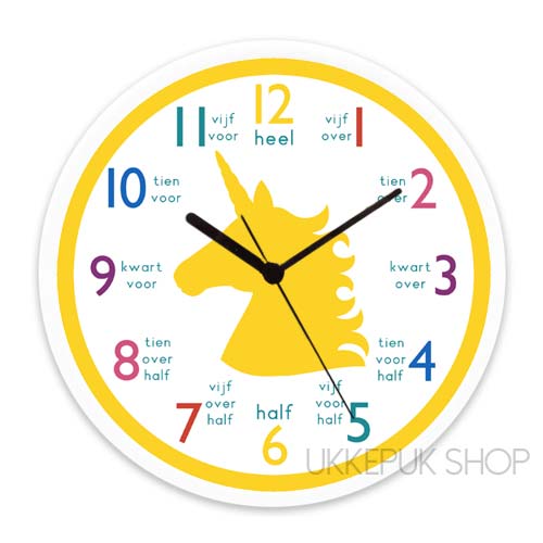 oefenen-leren-klok-kijken-klokkijken-groep-4-school-eenhoorn-unicorn-geel