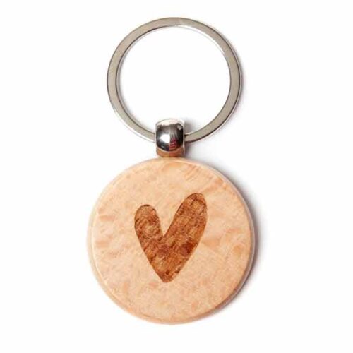 sleutelhanger-hart-hout-houten-cadeau-persoonlijk-afscheidscadeau-juf-leidster-schooljaar